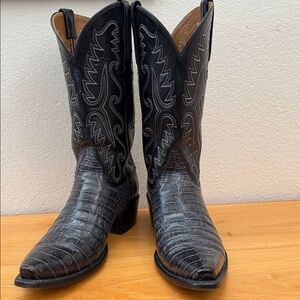 Lucchese Men’s Handmade Classics Distressed Caiman Belly Distressed Cowboy Boots